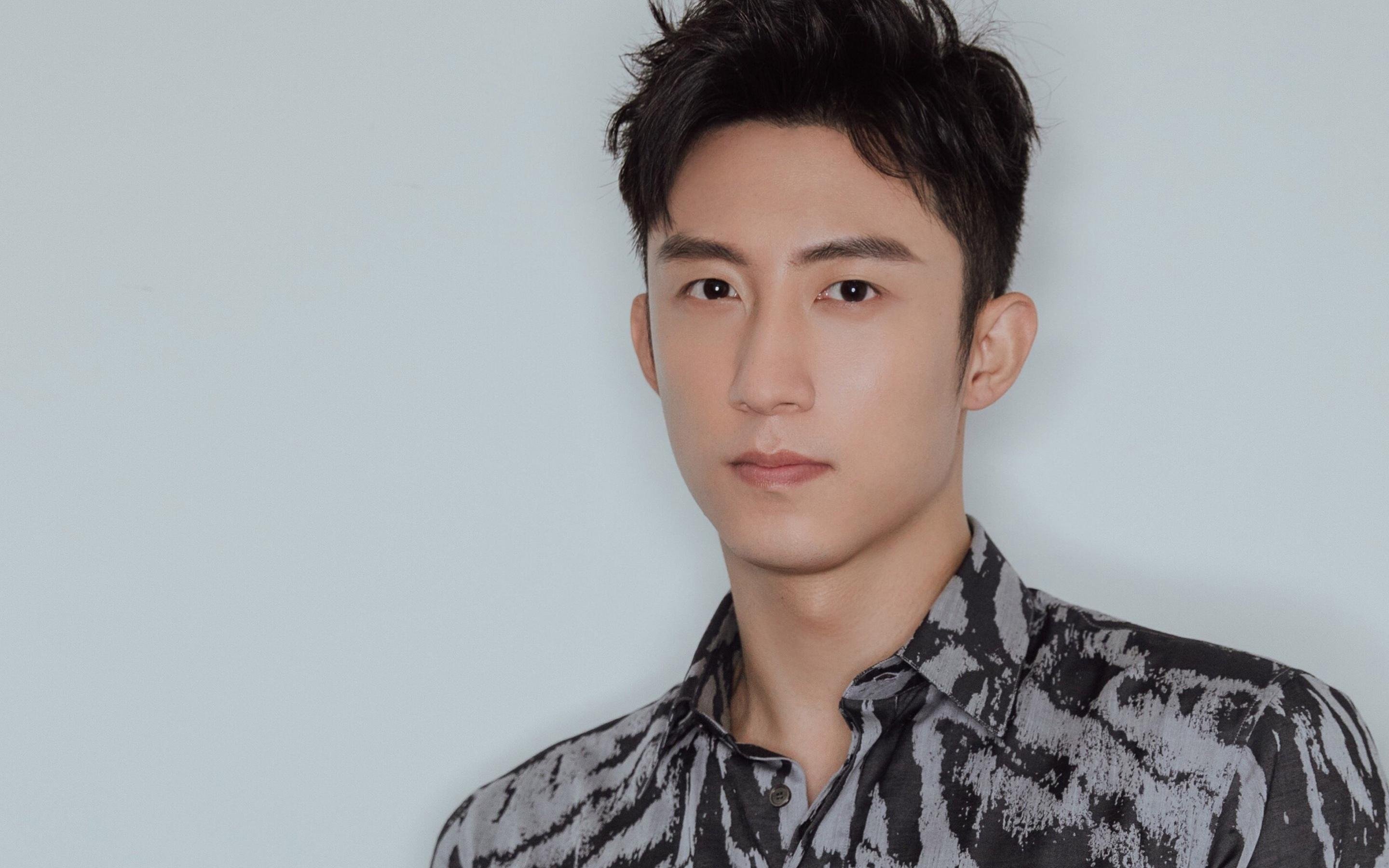 米切尔抢断致胜爵士教练战术奏效,爵士 米切尔